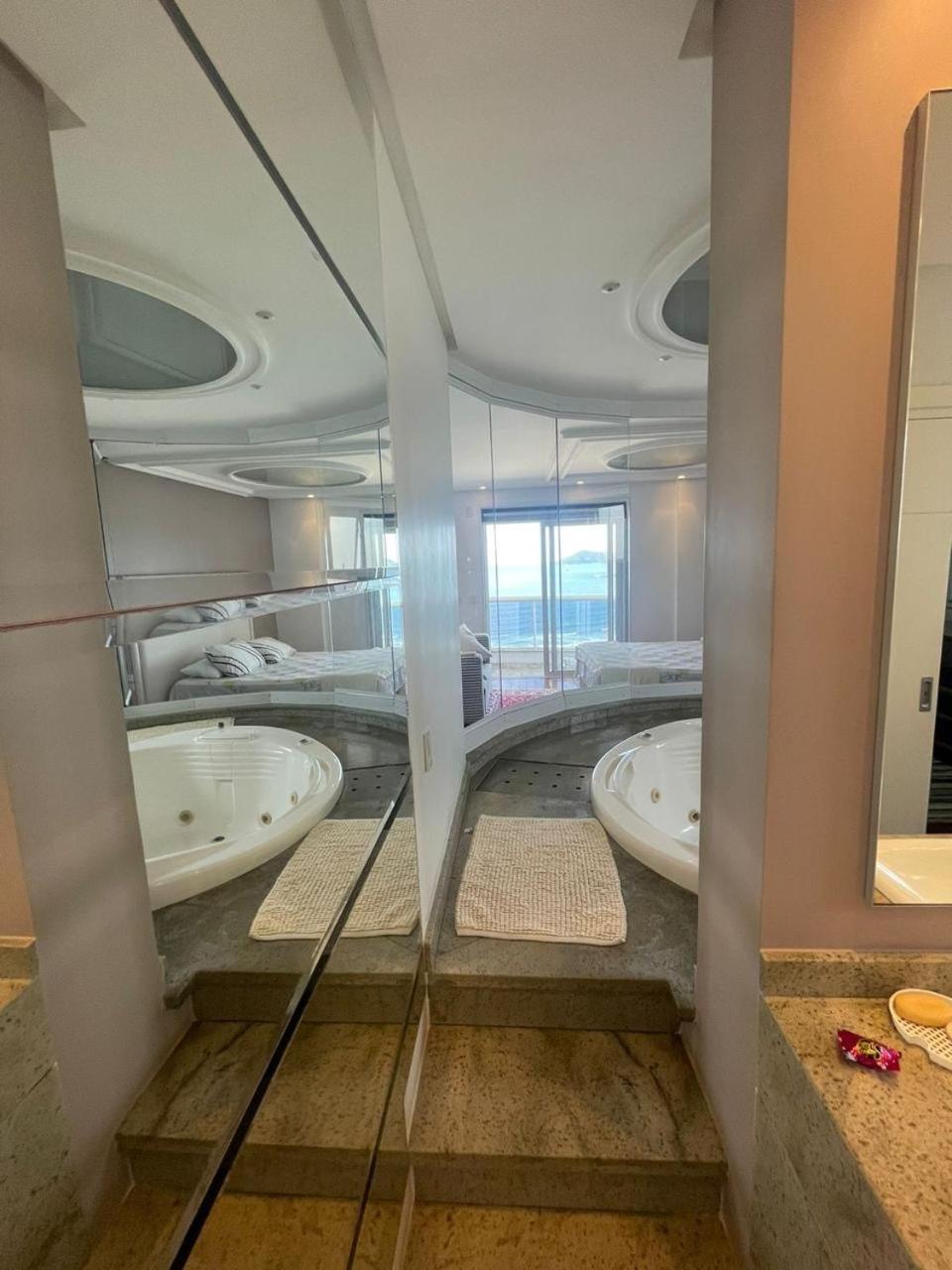 Apartamento Luxo Frente Mar *