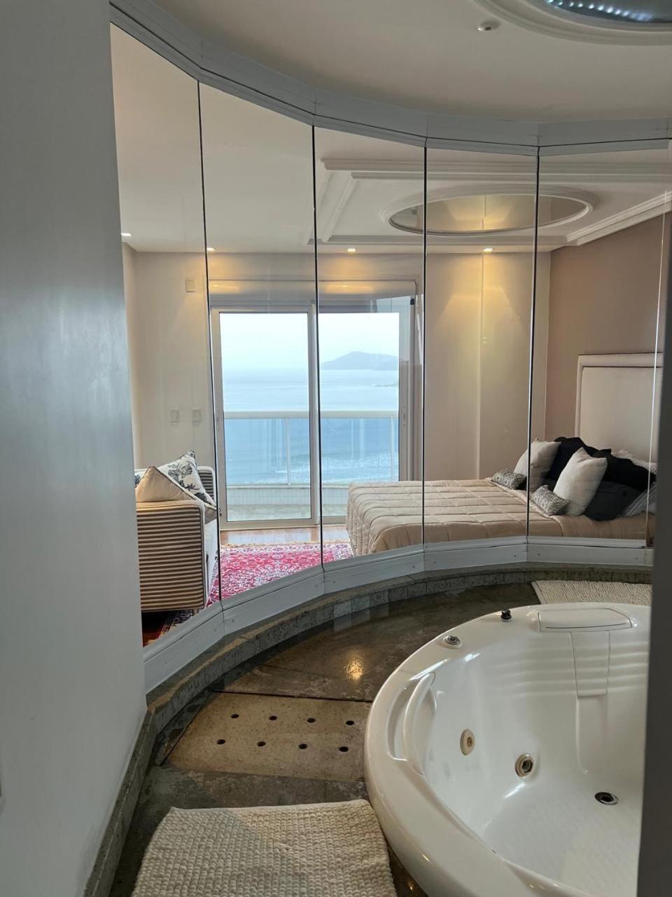 Apartamento Luxo Frente Mar Balneario Camboriu