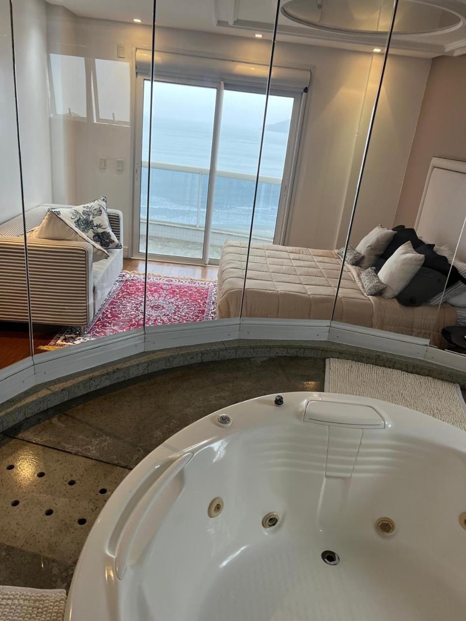 Luxo Frente Mar Apartamento